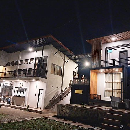 Bromo Dormitory & Cabin Екстериор снимка